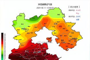 看看是谁来了？范佩西将现场观战我魔vs维拉~给球迷们签名合影